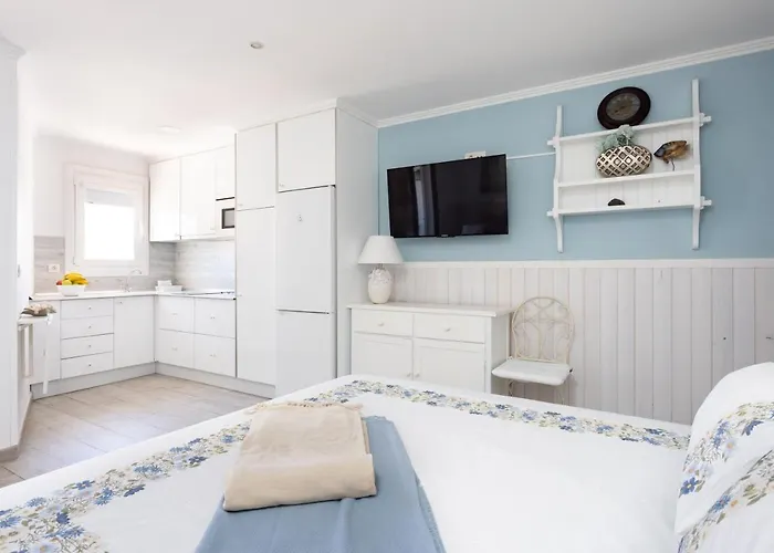 3 50m From The Americas Promenade With Heated Pool Apartament