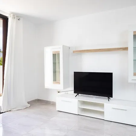 3 50m From The Americas Promenade With Heated Pool Apartamento