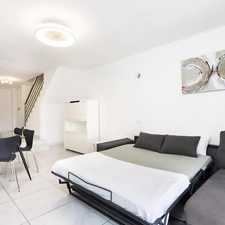 3 50m From The Americas Promenade With Heated Pool Apartamento