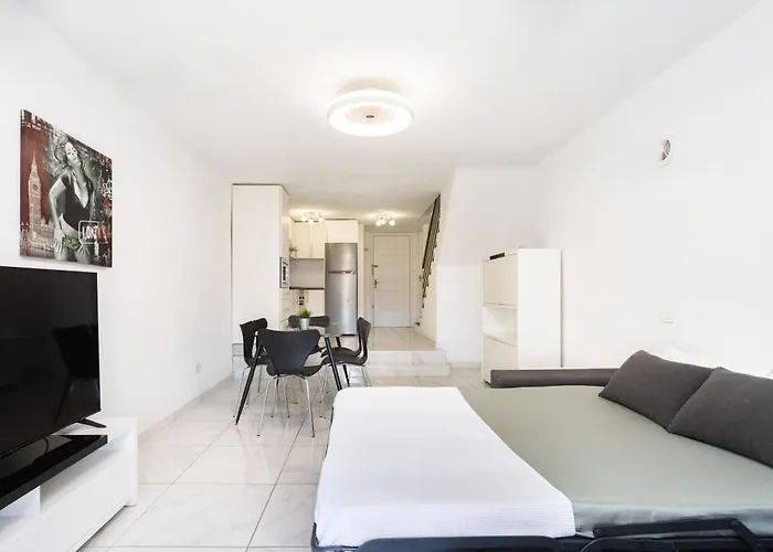 3 50m From The Americas Promenade With Heated Pool *