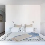아파트 3 50m From The Americas Promenade With Heated Pool 아로나