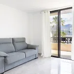 아파트 3 50m From The Americas Promenade With Heated Pool